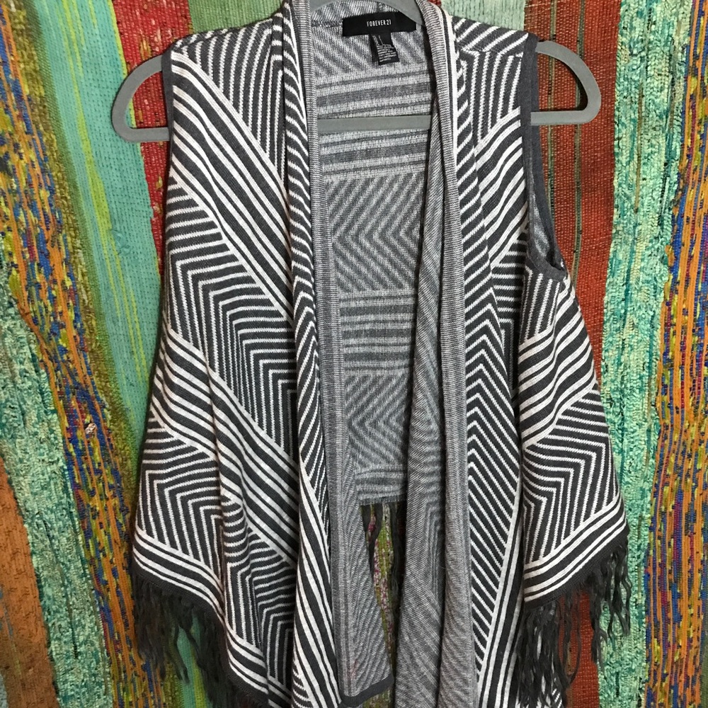 Forever 21 High low sweater